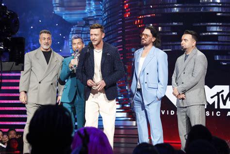 'N Sync's Joey Fatone Says Nick Carter, Nick Lachey Support Reunion