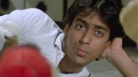 Did you know? Deepak Tijori lost Maine Pyar Kiya to Salman Khan because ...