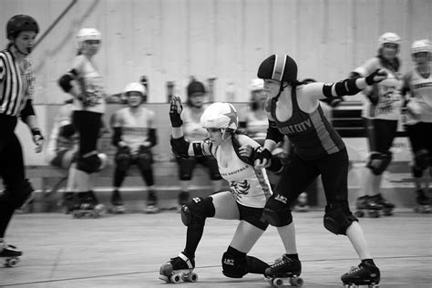 Roller Derby 8 Photograph by David Stasiak - Fine Art America