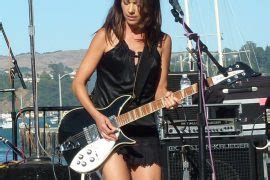 Susanna Hoffs Biography, Family, Young, Instagram, Wikipedia - ABTC