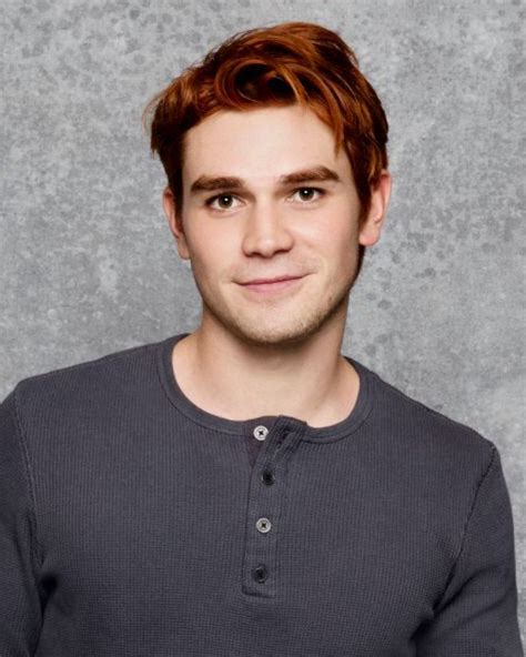 KJ Apa - Riverdale (2017 TV series) fotografia (41241632) - fanpop