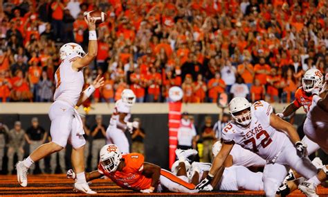 Texas Longhorns vs Oklahoma State Cowboys series history