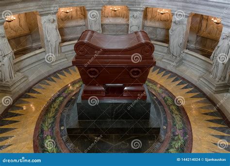 Tomb of Napoleon Bonaparte in Hotel Des Invalides, Paris France Editorial Stock Image - Image of ...