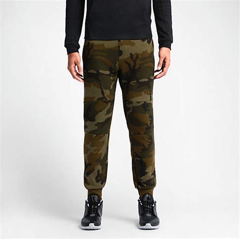 Nike Tech Fleece Camo Pant | SportFits.com