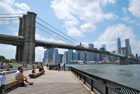 Sisters in the NYC: City Views: Brooklyn Bridge Park