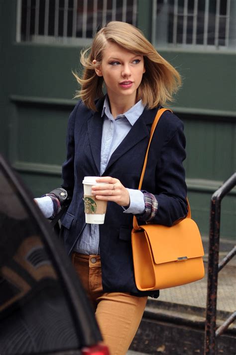 Taylor Swift Casual Style - Out in NYC - March 2014 • CelebMafia