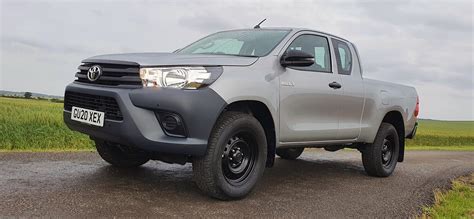 Driven: Toyota Hilux Extra Cab Review [2016-2020] • Professional Pickup