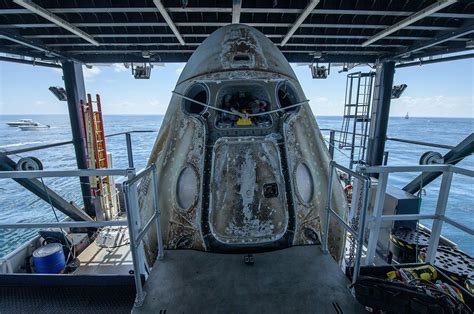 Astronauts: SpaceX capsule could land in Smithsonian, someday | Space