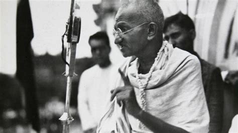 Mahatma Gandhi Death Anniversary: 10 memorable quotes to share ...