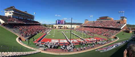 Liberty University Celebrates Grand Opening of Renovated Williams Stadium - Woolpert