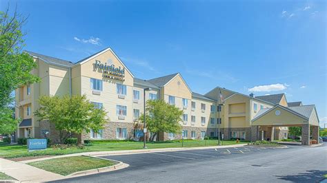 Fairfield Inn & Suites by Marriott Chicago Naperville, Naperville | HotelsCombined