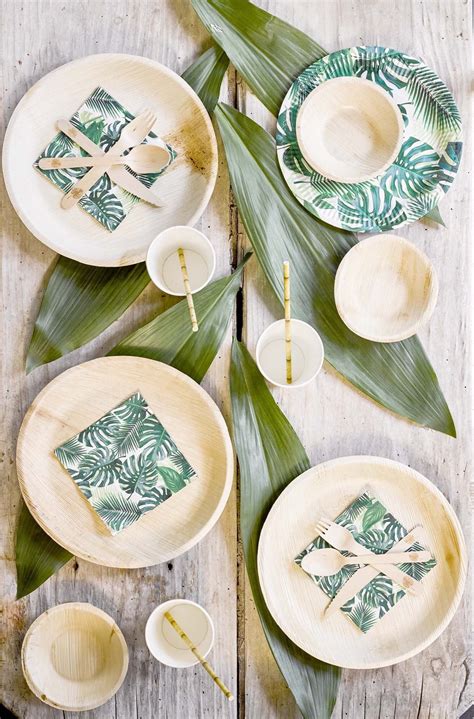 10 Palm Leaf Plates Disposable Plates Tropical Party - Etsy | Palm leaf ...