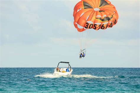 Boracay: Solo or Tandem Parasailing Experience | GetYourGuide