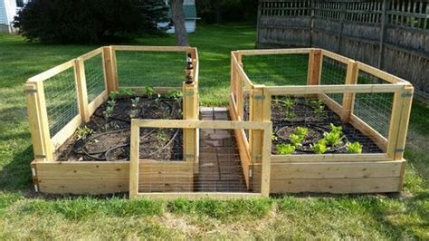 How To Build A Raised Garden Bed With Fence - Bed Western