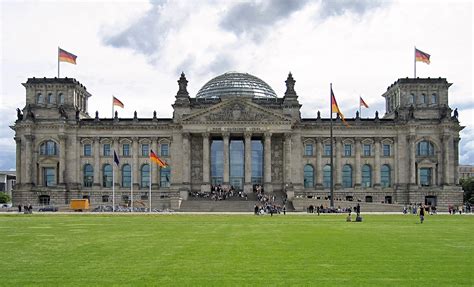 The Reichstag in Berlin | A modern Parliament in a historic building