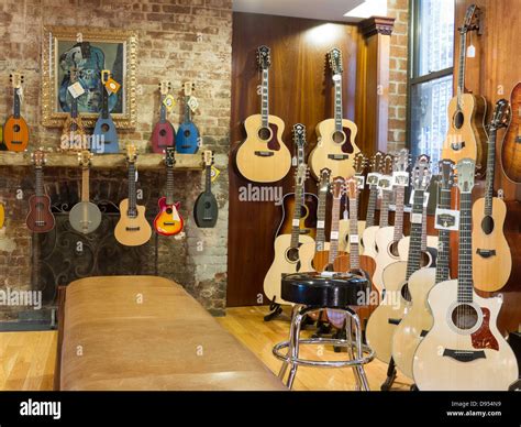 Rudy's Music SoHo, Store Interior, NYC Stock Photo - Alamy