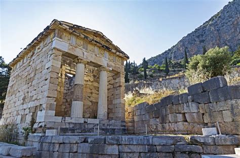 About Delphi Archaeological Site - hopin.gr