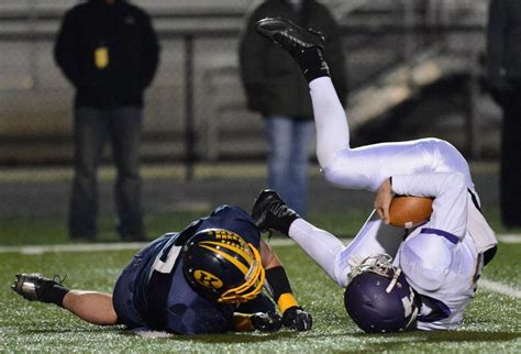 Kirtland football beats Lucasville Valley, 28-7, to advance to Division ...