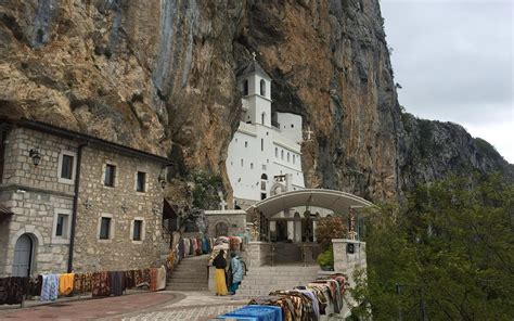 Ostrog Monastery – orahovactaxi.com