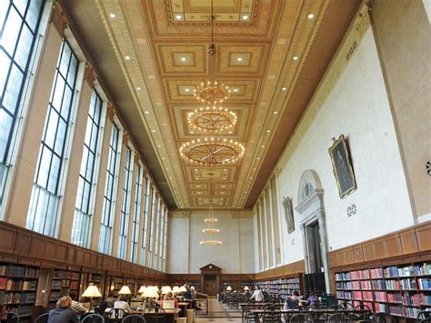 Butler Library in 9,000 Legos | Columbia Magazine