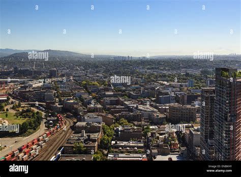 Burnaby city skyline hi-res stock photography and images - Alamy