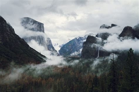 aerial photo of foggy mountains and trees free image | Peakpx