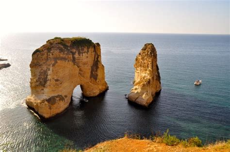 15 Incredible Sea Arches around the World (with Map & Photos) - Touropia