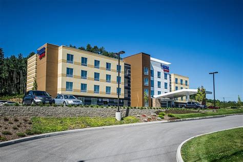 FAIRFIELD INN & SUITES CAMBRIDGE - Hotel Reviews, Photos, Rate ...