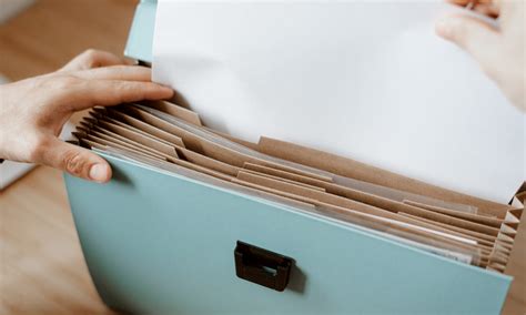 Document Storage Solutions: Advantages and Disadvantages Comparison