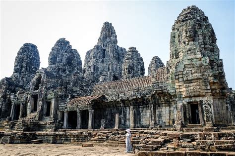 Angkor Wat Cambodia: Temple Travel Guide - Map, Tour, & Photos