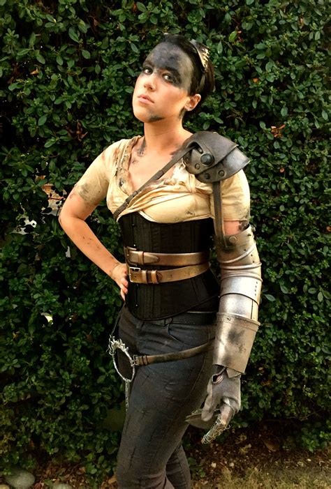 Imperator Furiosa Cosplay from Mad Max: Fury Road Mad Max, Furiosa ...