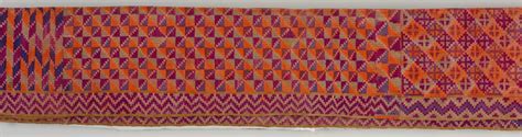 Men's waist cloth (kandit), (20th century) by Tausug :: The Collection :: Art Gallery NSW