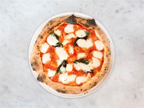 All You Need To Know About Neapolitan Pizza Dough – Pizza University ...