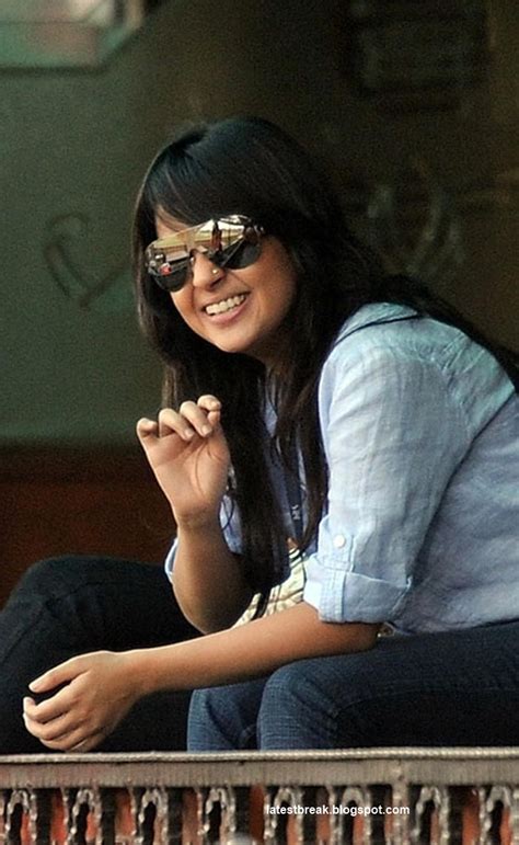 sakshi dhoni photos and images wallpapers free gallary | Bollywood ...