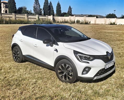 Capture some French flair and ooh la la with new Renault Captur