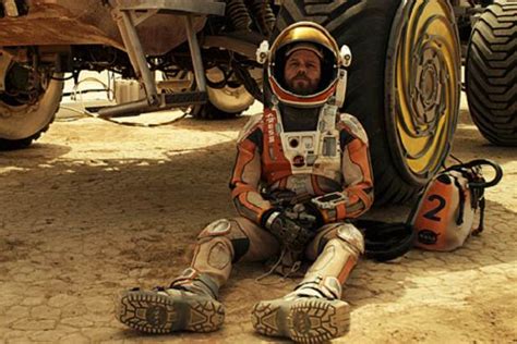 Matt Damon Grows a Beard and shave it in The Martian | Best Electric ...