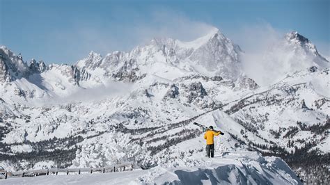 Skiing & Snowboarding | Mammoth Mountain