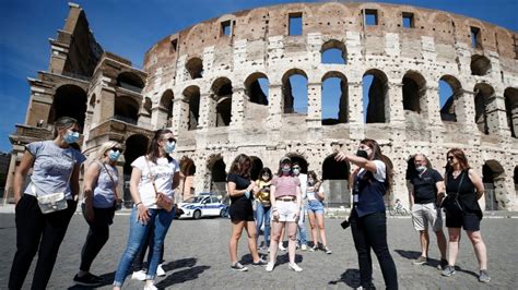 Tourists in Italy are behaving badly this year: Here's why | CTV News