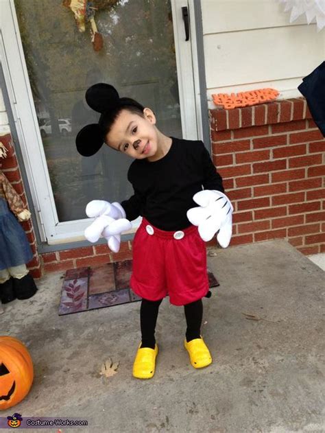 8 Simple DIY Disney Costumes For This Halloween | Mickey mouse halloween costume, Mickey mouse ...