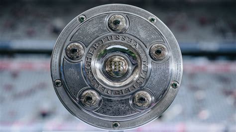 Bundesliga Meisterschale | DFL Deutsche Fußball Liga