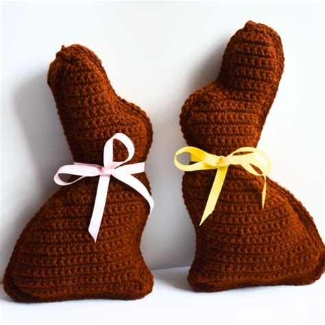 Chocolate Easter Bunny | FaveCrafts.com