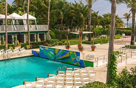 Kimpton Surfcomber Hotel Pool: Pictures & Reviews - Tripadvisor