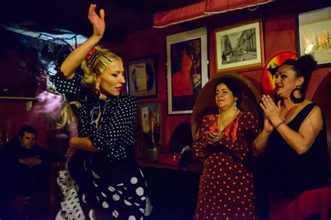 The easiest way to book Flamenco tickets in Seville - Journey of a Nomadic Family