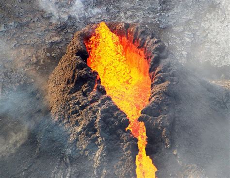 What Are Spatter Cones and How Do They Form? | Geology Base