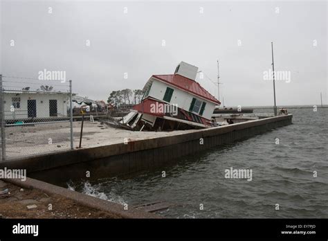 The New Basin Lighthouse on the shore of Lake Pontchartrain in New ...