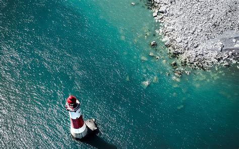 Beachy Head Lighthouse, E... Mac Wallpaper Download | AllMacWallpaper