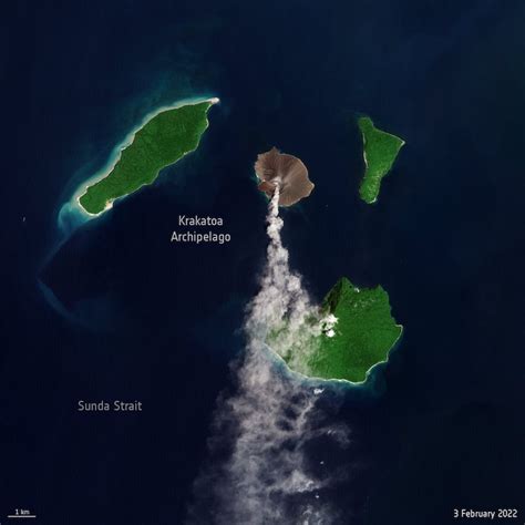 Anak Krakatoa began a new eruption February 3