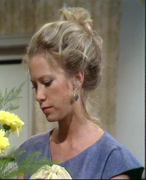 Connie Booth as Polly in Fawlty Towers | Crop pictures, Connie booth, Beauty