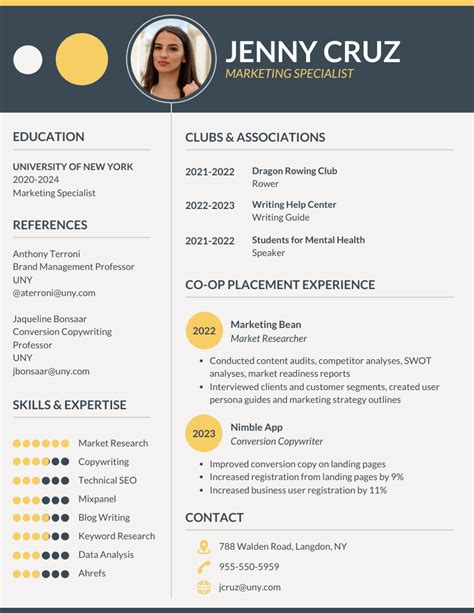 Marketing Specialist Student Resume Template - Venngage