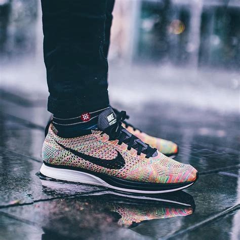 Nike Flyknit Racer "Rainbow" | รองเท้า